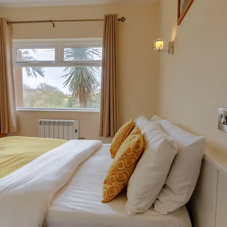 View House ゲストハウス キラーニー